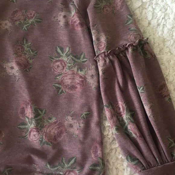 Floral Ruffle Sleeves Sweatshirt Top - Picture 2 of 7